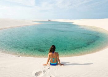 Um paraíso natural com águas esmeraldas que virou sonho de viagem até dos estrangeiros