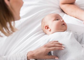 Antes de escolher o nome do bebê, veja por que opções curtas estão ganhando espaço