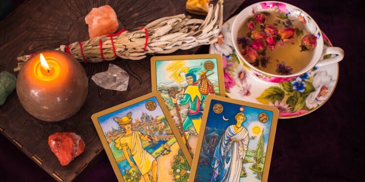 Quatro signos terão oportunidade de aumentar renda e estabilidade em março