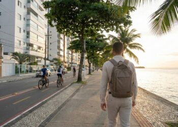 A cidade-ilha brasileira onde o mar está a minutos de casa e a qualidade de vida é referência nacional