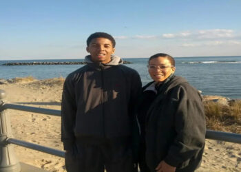 Eu e meu filho tivemos um negócio lucrativo na Amazon que quase destruiu nossa relação, e a decisão final surpreende