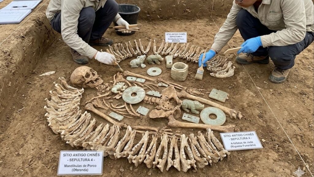 Arqueólogos descobrem tumba de 5.000 anos que pode ser a porta de entrada para um reino pré-histórico