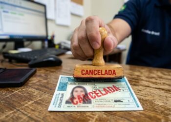 Nova lei do Contran fixa critérios que podem cancelar a habilitação em 2026