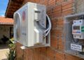 Quem coloca o ar-condicionado nessa temperatura durante o verão força o compressor e pode pagar até 25% a mais na conta de luz