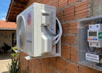 Quem coloca o ar-condicionado nessa temperatura durante o verão força o compressor e pode pagar até 25% a mais na conta de luz