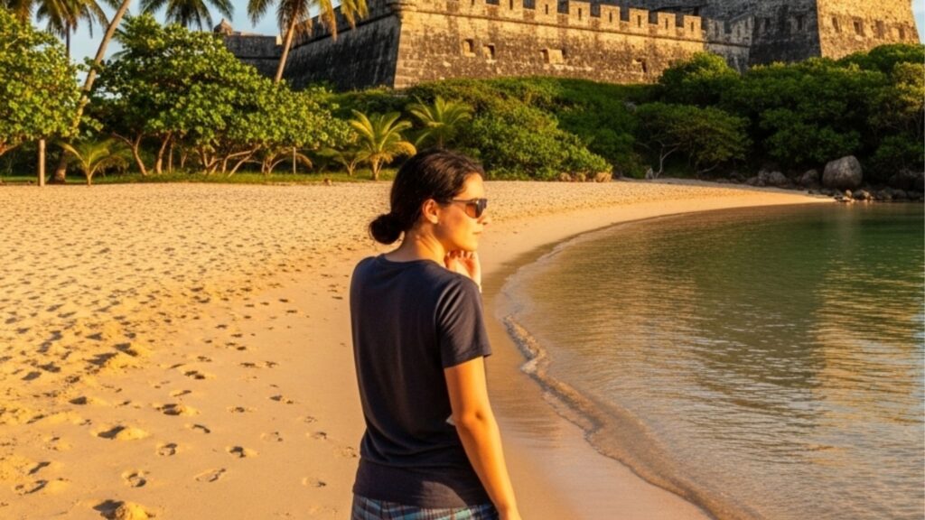 A pequena ilha com fortaleza do século XVIII e mar tão calmo que parece uma piscina natural