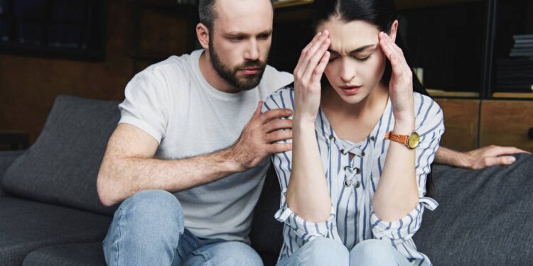 adultos que pedem desculpa por tudo