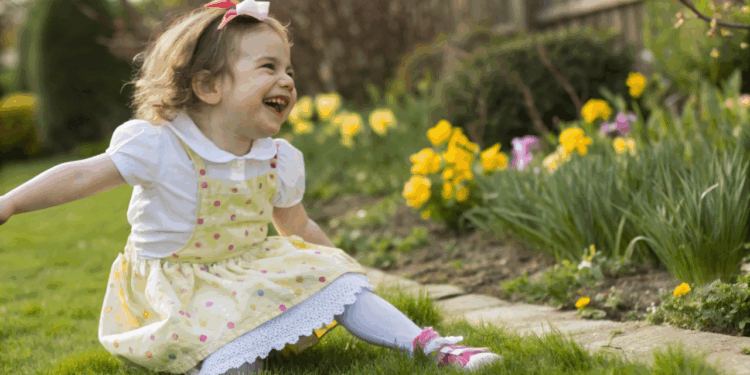 Simples e marcantes, 6 nomes curtos para meninas que conquistam as famílias