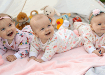 Como escolher nomes com 5 letras que combinam tradição e modernidade para seu pequeno