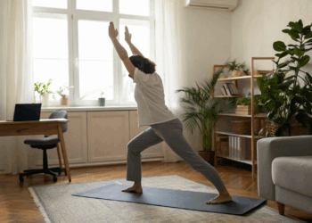 Este alongamento de 2 minutos pode mudar sua rotina e reduzir estresse diário