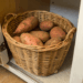Cuidado com este lugar da cozinha onde guardar batatas pode acelerar o apodrecimento
