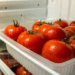 A forma correta de guardar seus tomates que faz durar quase o dobro do tempo