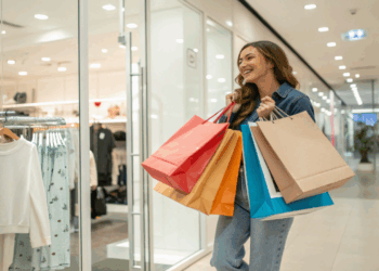 Os quatro signos mais ”gastadores” do zodíaco que não se controlam na hora das compras