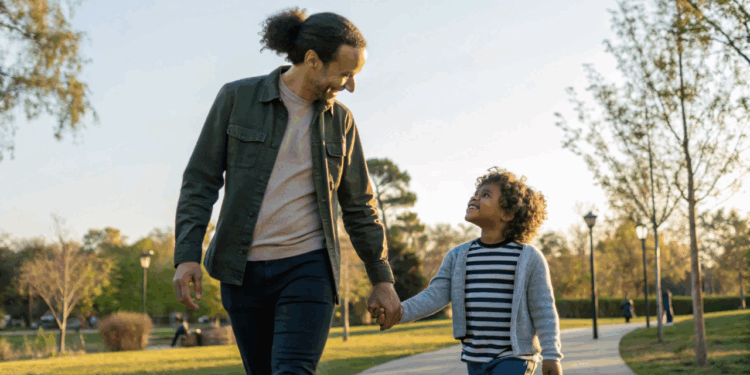 Cientistas explicam por que dizer “tenho orgulho de você” muda o comportamento infantil
