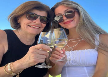 Mãe e filha viajam juntas há 10 anos seguidos e as dicas de planejamento delas valem ouro