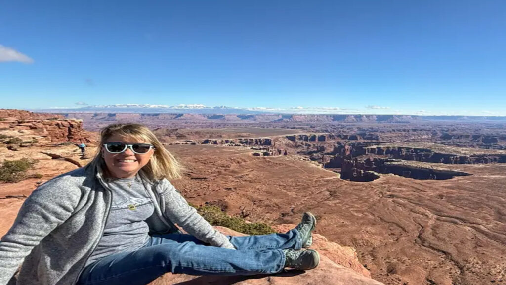 Ela levou a mãe de 63 anos numa viagem radical e o resultado provou que idade não é limite