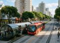 A capital com melhor qualidade de vida e a mais bem planejada do Brasil: com 68 m² de área verde por habitante e sistema de transporte copiado por 190 cidades do mundo inteiro
