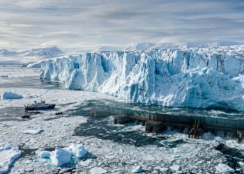 Cientistas propõem a construção de um muro com mais de 80 quilômetros de extensão para impedir o derretimento da geleira do apocalipse
