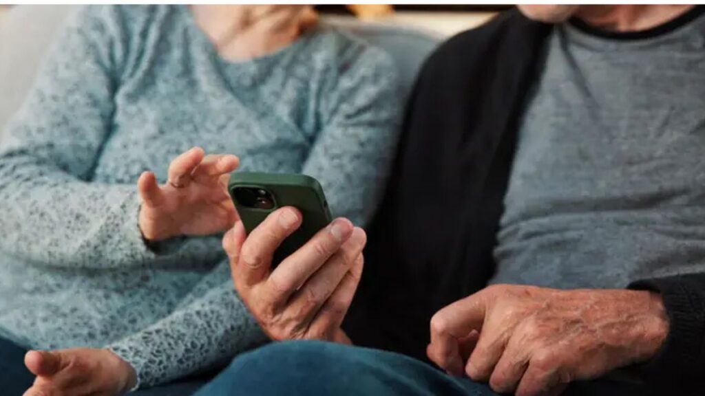 Minha avó de 101 anos sempre foi muito social cheia de amigos. Seus "segredos" para fazer e manter amigos são simples.