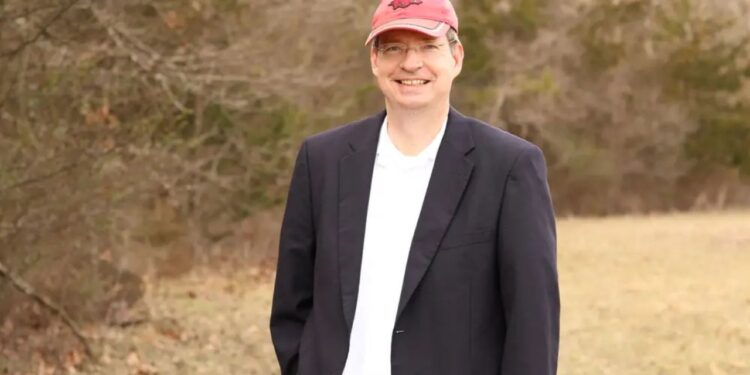 Ele se aposentou aos 52 anos e só tem dinheiro suficiente para estar financeiramente seguro para o próximo ano.