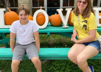 Ela educou seu filho em casa por 2 anos antes de mandá-lo para uma escola pública