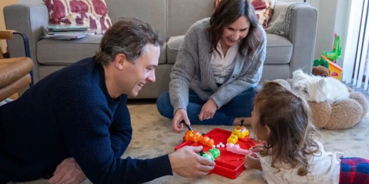 Minha família doou nossa TV antes de nos mudarmos. Já faz 5 anos e ainda não a substituímos.
