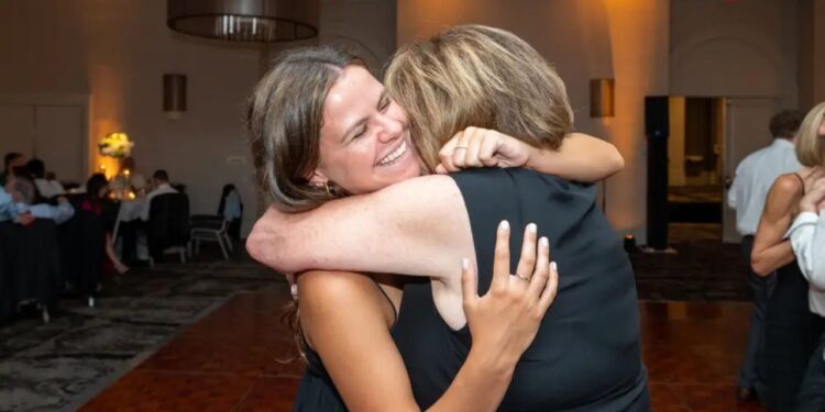 Minha avó de 88 anos vive a vida mais plena de qualquer pessoa que conheço. O 'segredo de sucesso' dela é incrivelmente simples.