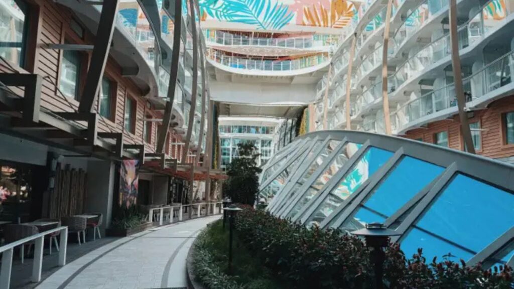 Levamos meus avós de 90 anos em um cruzeiro. Aprendi 6 lições importantes para viajar com parentes mais velhos.