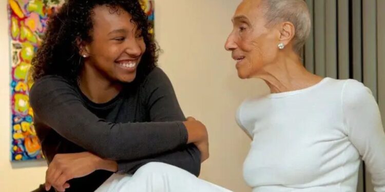 Minha avó ensinava balé e conseguia fazer espacate aos 90 anos. Ela me mostrou como comer e se exercitar e que idade é só um número.