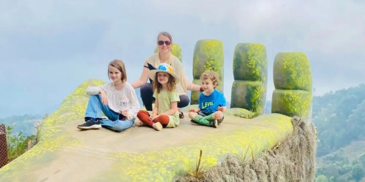 Sempre achei que faria homeschooling com meus filhos. Agora sei que escolas públicas e particulares também podem ser boas opções.