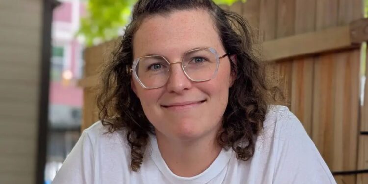 Ela vendeu tudo e mudou de estado para morar com os pais, mas o que está sentindo agora poucos imaginam