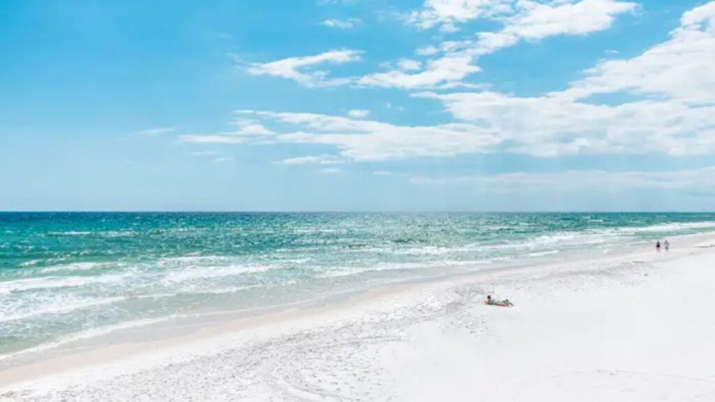 Visitei uma ilha no Panhandle da Flórida que me fez sentir como se estivesse de férias no Caribe