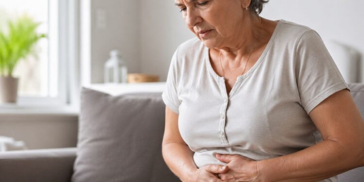 Barriga inchada após os 60: 5 sinais de que seu corpo não absorve nutrientes direito