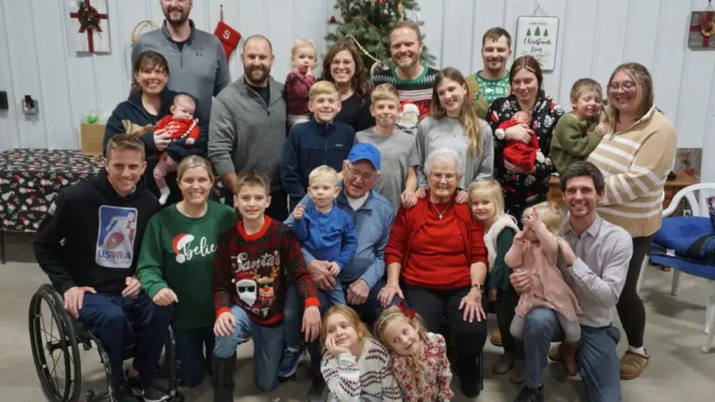 Meus avós têm 87 e 90 anos. Ainda cuidam dos meus 7 filhos e todo ano fazem uma festa do pijama para os primos.