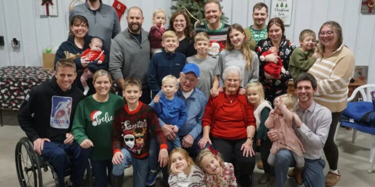 Meus avós têm 87 e 90 anos. Ainda cuidam dos meus 7 filhos e todo ano fazem uma festa do pijama para os primos.