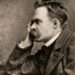 Friedrich Nietzsche, filósofo alemão e crítico da moral tradicional e da religião: “O que não me destrói me fortalece.”