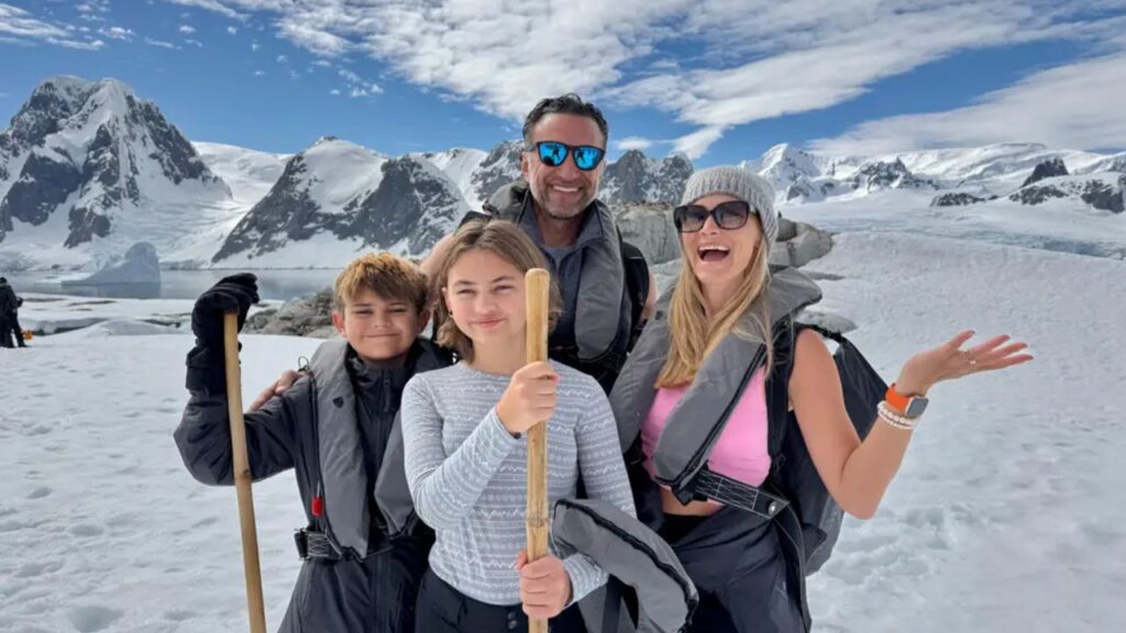 Nossa família passou cinco anos viajando. Voltamos a viver uma vida normal, mas ainda estou preocupado por termos estragado as crianças.