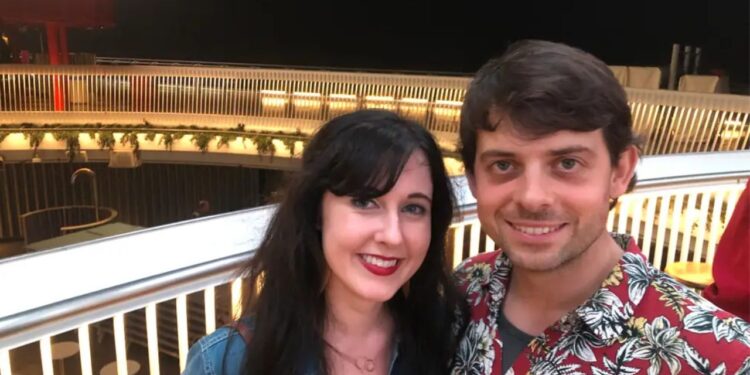 Conheci um homem por acaso na rua e, nosso terceiro encontro virou um cruzeiro de 12 dias pelo Mediterrâneo. Até hoje parece um sonho.