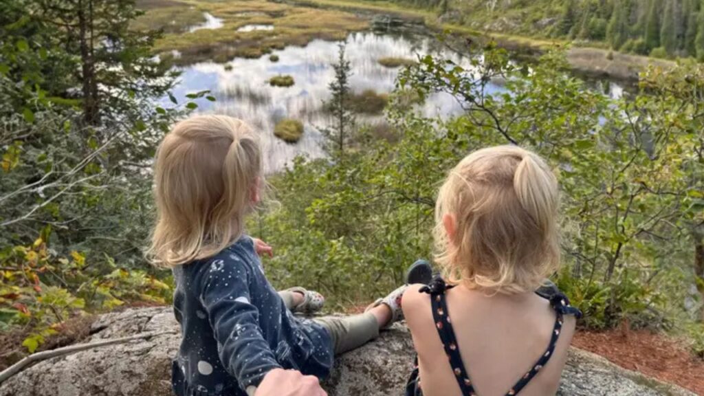 Estávamos cansados da vida agitada, então trocamos tudo para viver na região rural do norte de Minnesota. Nunca nos sentimos tão em casa.