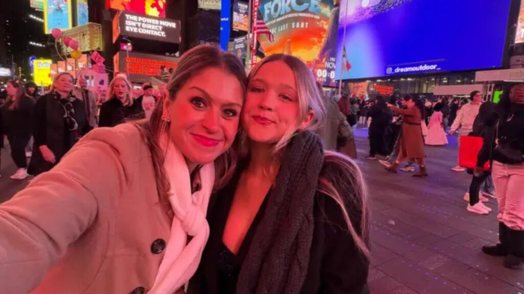 Levamos nossos adolescentes para Nova York e agimos como turistas. Foi a maneira perfeita de conhecer Nova York com eles.