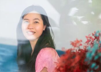 A cidade dela encheu de nômades digitais e a ideia que ela teve com a casa dos pais virou um negócio lucrativo