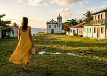 Fundado em 1586 e esquecido por quatro séculos: o vilarejo baiano com praias cristalinas e mar reconhecido internacionalmente