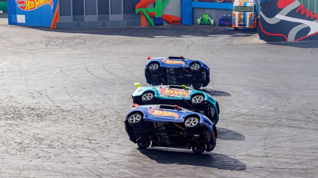 O 2º melhor parque temático do mundo fica numa cidade de 31 km de praias que a maioria dos turistas ignora