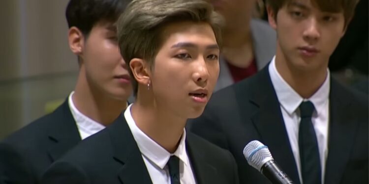 RM, líder do BTS: "O mais importante é não ter medo de ser você mesmo."