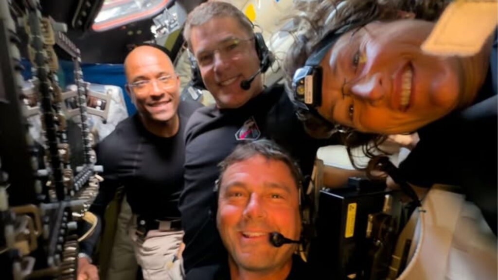 Astronautas da missão Artemis II veem algo inédito no espaço e avançam com a exploração da Lua