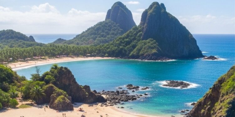 Essa praia brasileira tem areia tão clara e fina que não esquenta, o visual parece de outro país