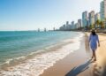 A capital brasileira onde o verão nunca acaba e o mar parece uma piscina, e que já rivaliza com cidades como Lisboa