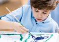 Psicologia revela por que crianças que desenham com frequência desenvolvem mais inteligência e criatividade