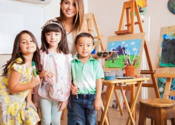 Psicologia revela por que pais podem ter um filho favorito e como isso impacta autoestima e relações familiares ao longo da vida