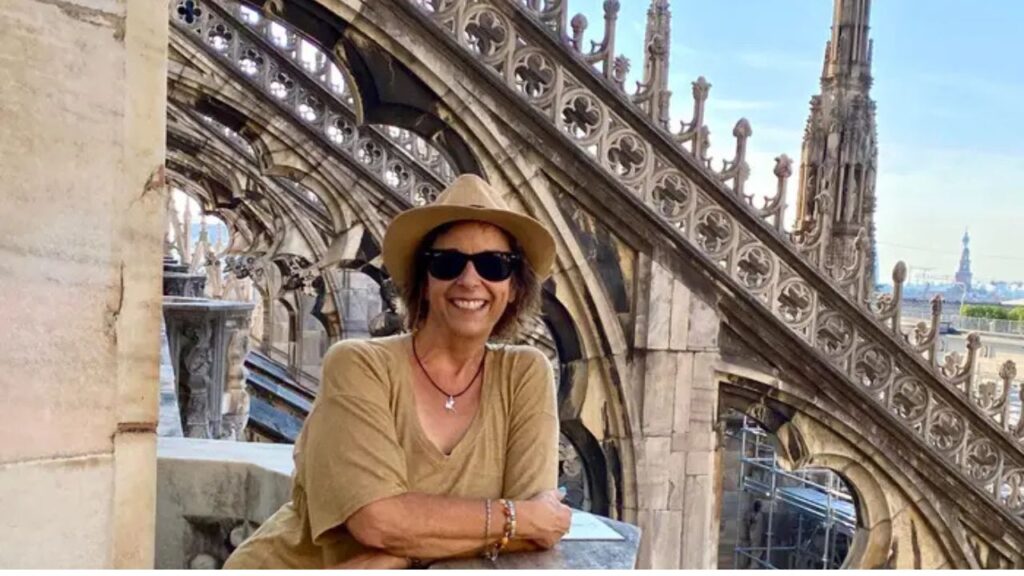 Ela largou tudo após a separação e se mudou para a Itália. Apesar da saudade dos filhos, esta mais feliz e saudável.